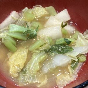 白菜と小松菜のお味噌汁